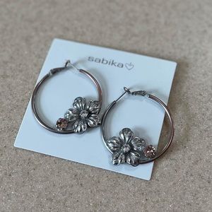 Sabika floral hoop earrings - Brand new - Never worn - Smoke free home